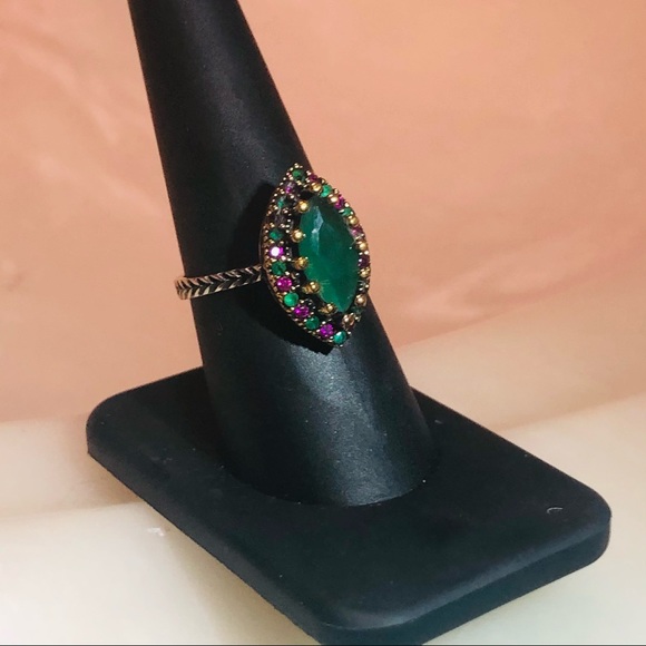 🌺Beautiful Emerald & Ruby GP/925 Marquise Ring! - Picture 4 of 13